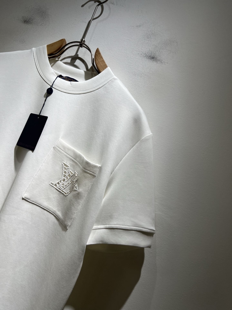 l0vis Vvtt0n t-shirt